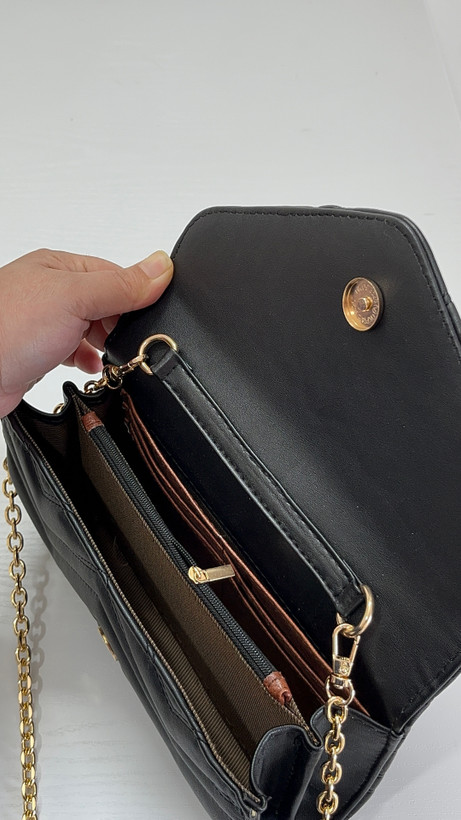 کیف پاسپورتی زنانه ازبرند ysl