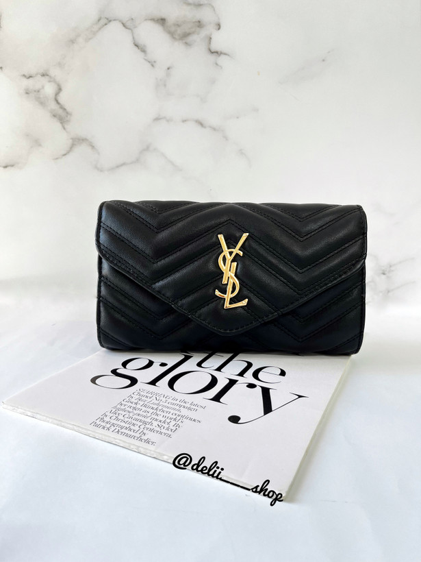 کیف پاسپورتی زنانه ازبرند ysl