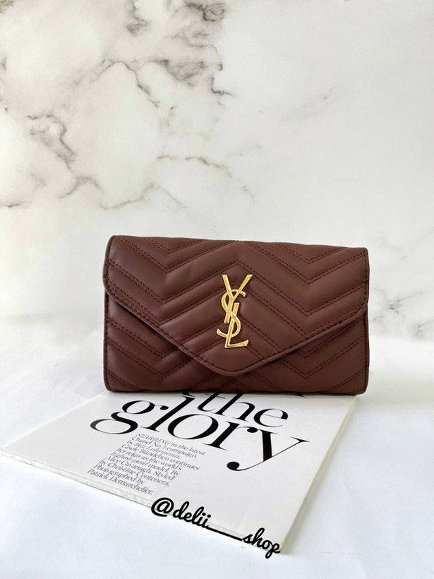 کیف پاسپورتی زنانه ازبرند ysl